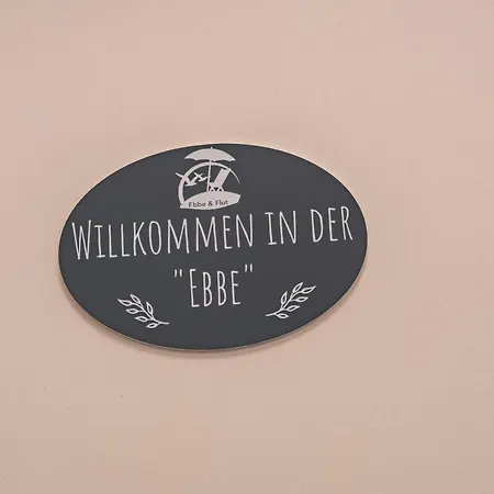 Ebbe Am Weserstrand *