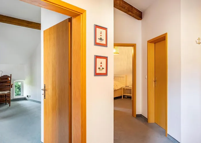 Ebbe Am Weserstrand *