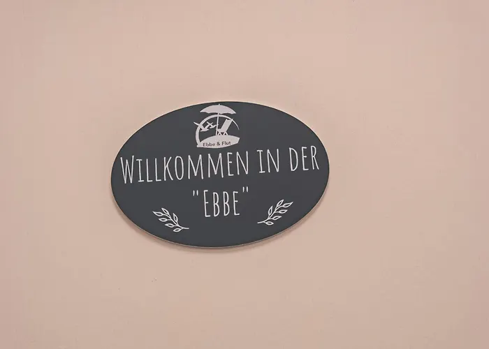 Ebbe Am Weserstrand